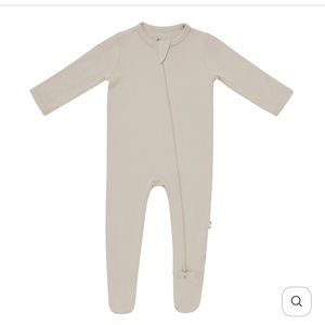 Kyte baby footie in khaki
